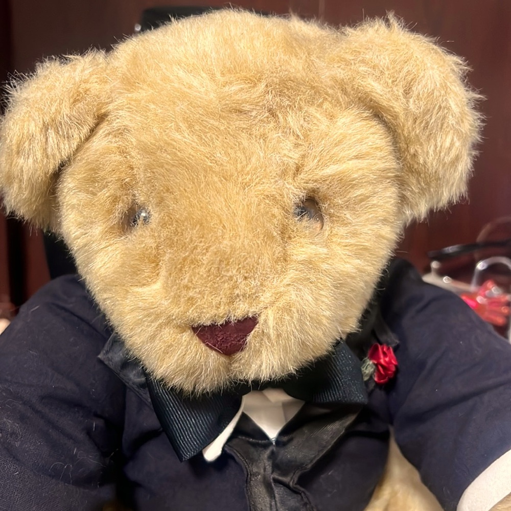Vintage The Vermont Teddy Bear Co 1992 Fully
Jointed 16" Groom BearTuxedo Jacket